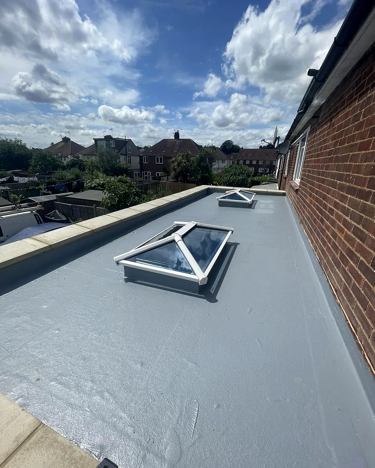 Full-width rear extension on steels