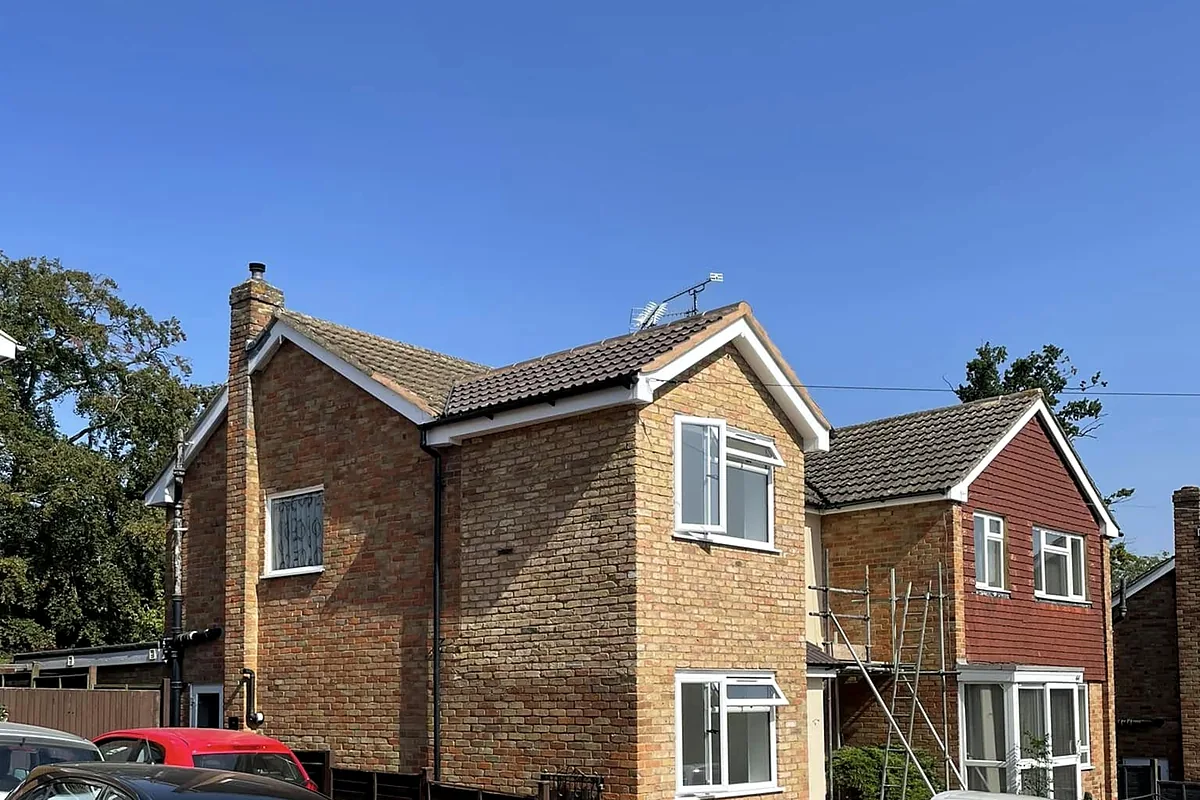 Two-storey brickwork